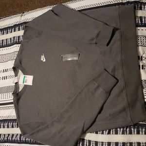 Mens nike sweater size XL